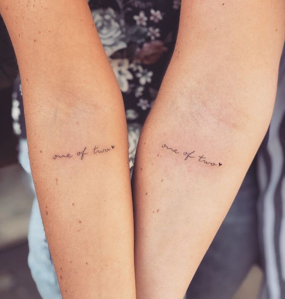 надпись тату на руке на предплечье татуировка минимализм you can